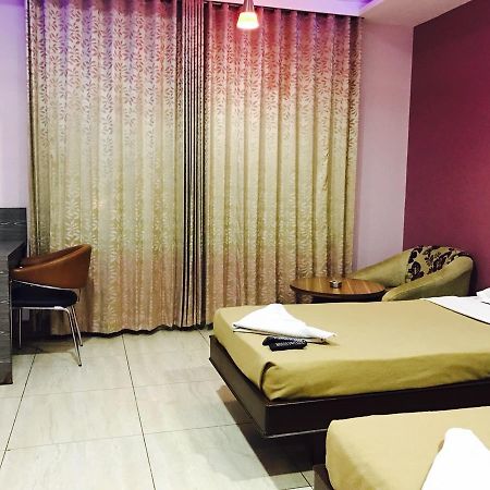 Iroomz Vaishali Residency Bellary Εξωτερικό φωτογραφία
