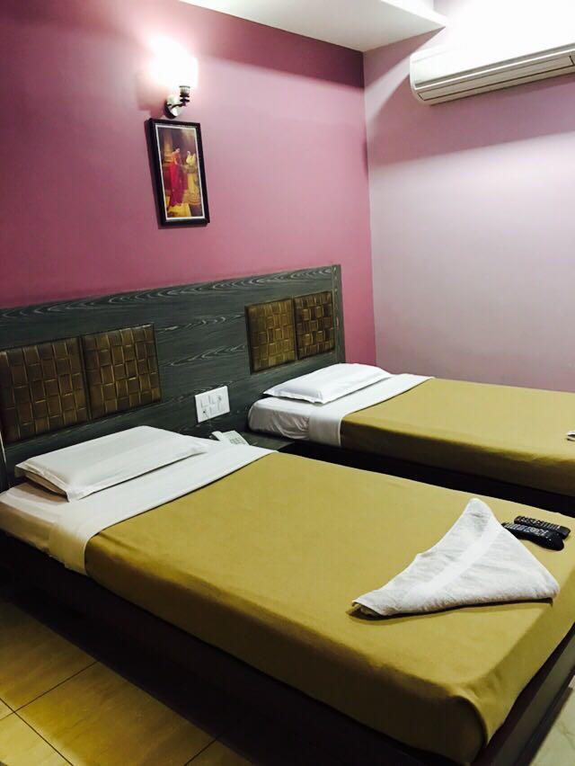 Iroomz Vaishali Residency Bellary Εξωτερικό φωτογραφία